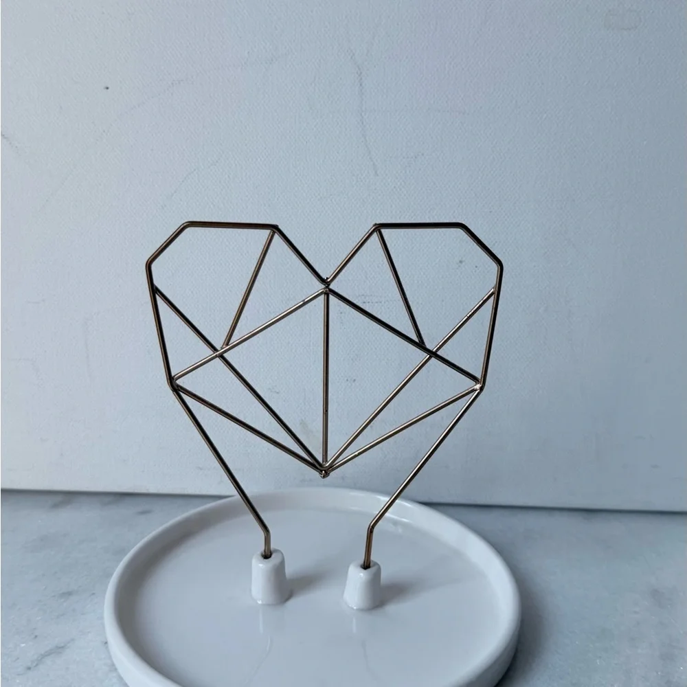 Geometric Gold Heart jewelry holder display organizer